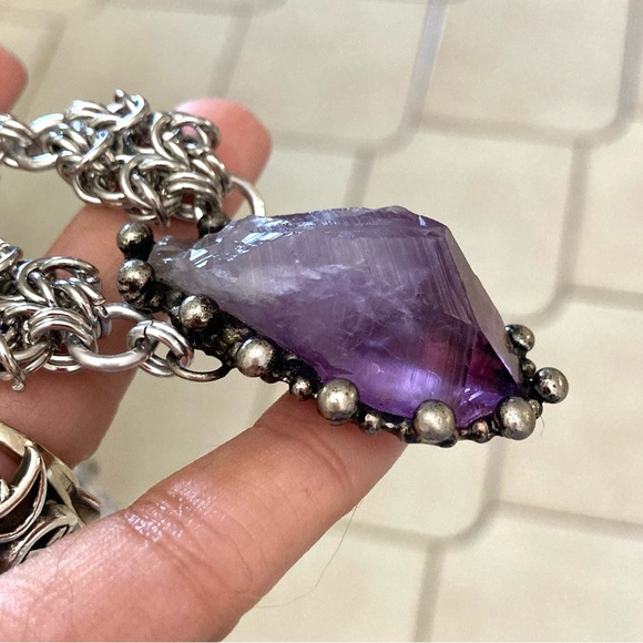 Handmade Genuine raw amethyst crystal maille stainless steel boho goth necklace - Picture 3 of 12